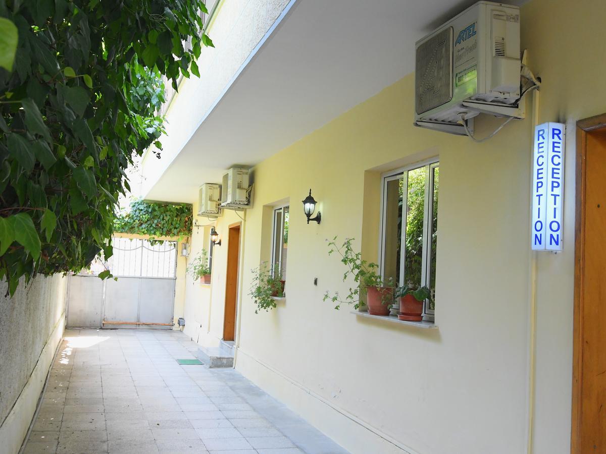 Hotel Haxhiu 2*
